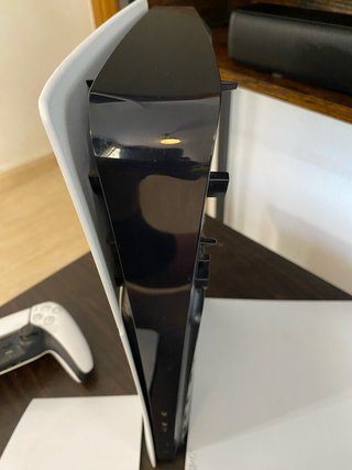 PS5 Digital Slim 1TB + 2 Controles DualSense