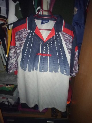 Camiseta de fútbol Umbro retro talla XL