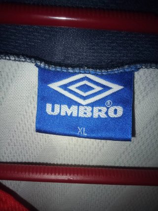 Camiseta de fútbol Umbro retro talla XL