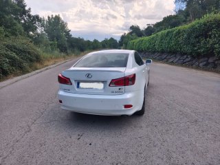 Lexus IS 2011