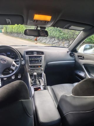 Lexus IS 2011