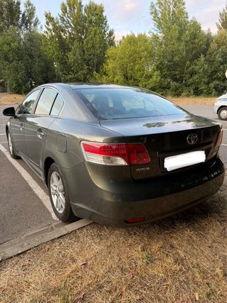 Toyota Avensis 2009