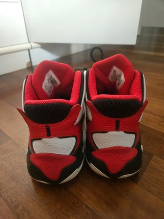 Jordan Max Aura 4 GS Scarpe da Ginnastica