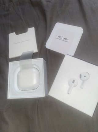 Apple AirPods
