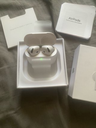 Apple AirPods