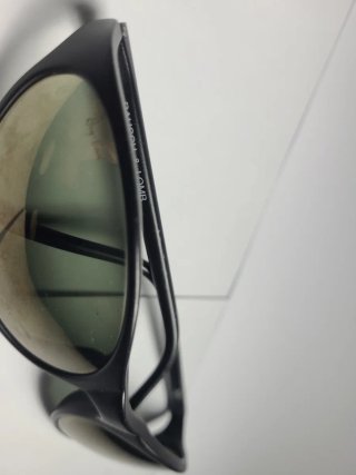 Gafas de sol Ray-Ban negras y marrones