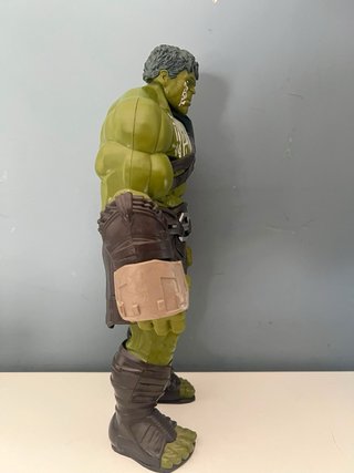 Figura Hulk Gladiador Elect Series 36cm