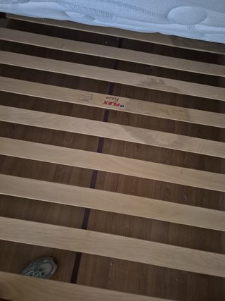 Somier y estructura de cama + colchón
