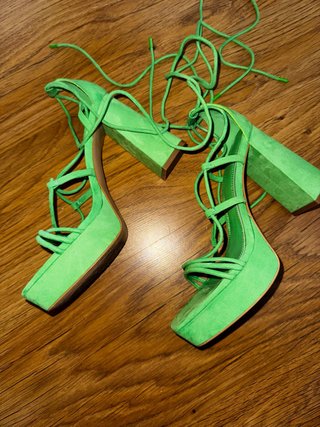 Tacones verdes plataforma con cordones
