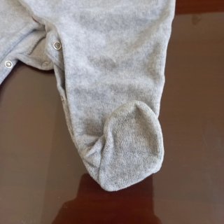 Tutina Obaibi con orsetto