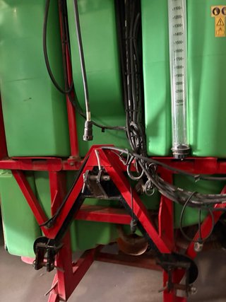 Maquina de curar AMR