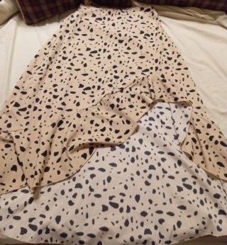 Lote 7 vestidos + 1 falda