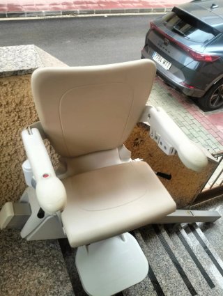 Silla eléctrica salvaescaleras