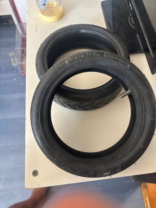 Ruedas patinete 8 1/2 x 2