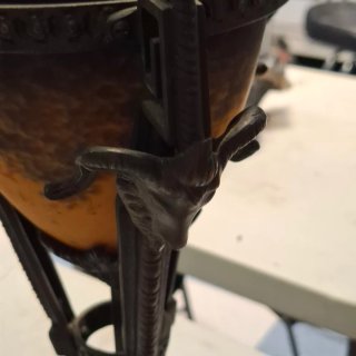 Lámpara antigua de mesa