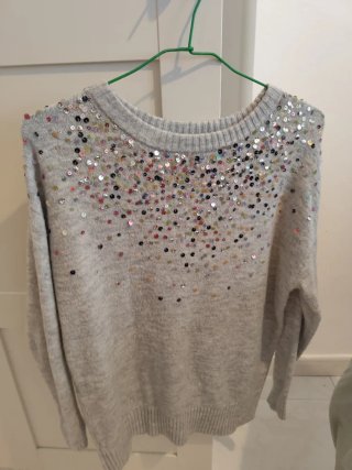 Cinco suéter beige negro gris y azul a 15€