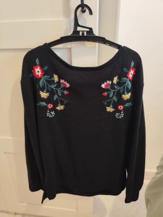 Cinco suéter beige negro gris y azul a 15€