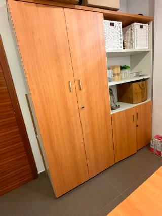 Mesa de despacho madera con ala y armario
