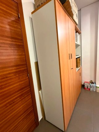 Mesa de despacho madera con ala y armario