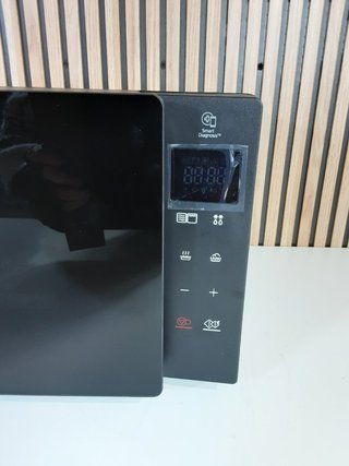 Microondas con Grill Capacidad 20l MH6032GAS LG
