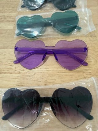 Pack 16 Gafas Corazón y Llamas