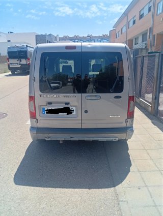 Ford Tourneo Connect 2012