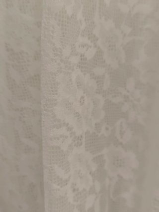 Falda de encaje blanca