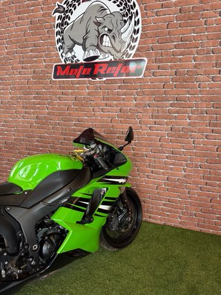 Kawasaki ZX6R