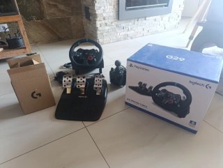 Volante Logitech G29 con Pedales y palanca