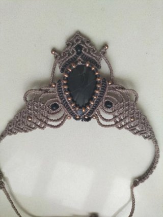 Collar macramé artesanal con piedra