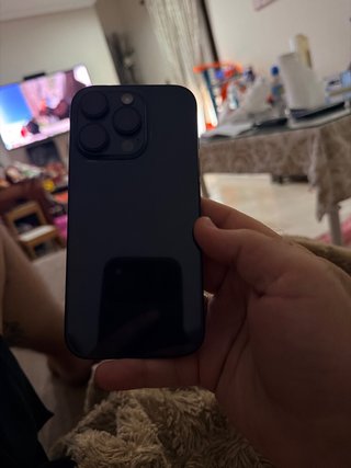 iPhone 16 Pro Negro