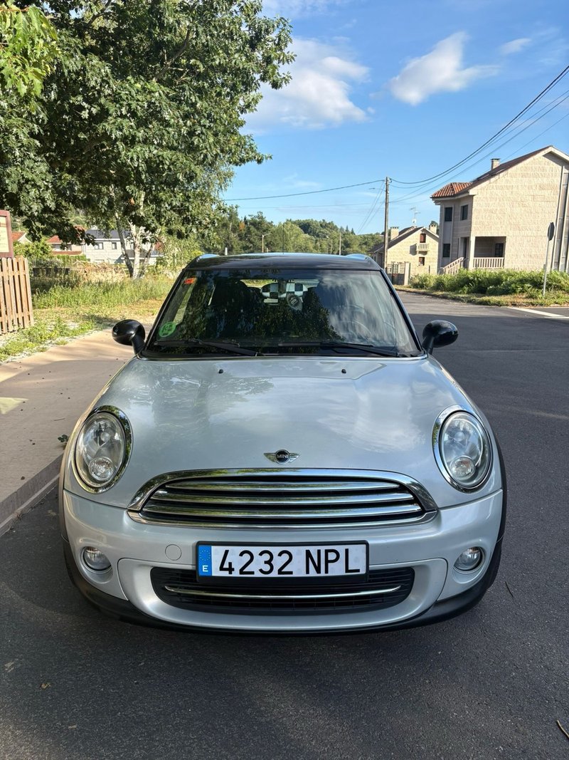 MINI Clubman 2011 - foto 1
