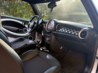MINI Clubman 2011