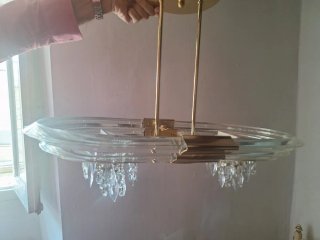Lámpara de techo ovalada de cristal y oro. Luz led