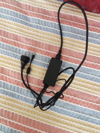 Cargador portátil AC ADAPTER
