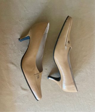 Zapatos de tacón Liebtssys piel beige talla 38