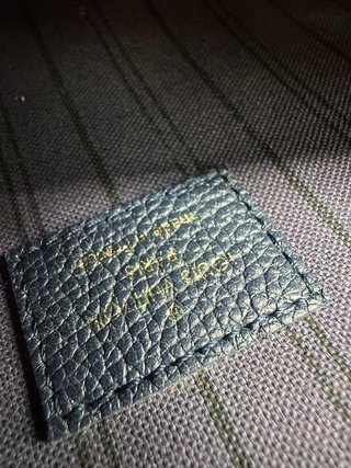 Louis Vuitton Pochette Métis Azul Dorado