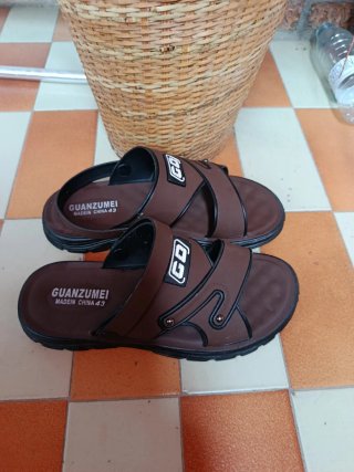 Sandalias GUANZUM caballero marrones