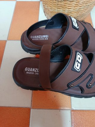 Sandalias GUANZUM caballero marrones