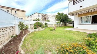 Casa adosada en venta en Can Toni en Cunit