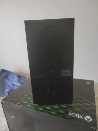 Xbox Series X 1TB SSD 4K 120 FPS (TRATTABILE)
