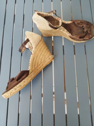 Sandalias cuña esparto marrón lazo 37