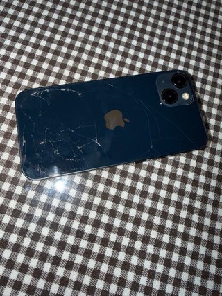 iPhone 13 Azul - Pantalla Rota Trasera