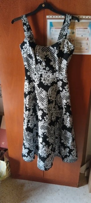 Vestido fiesta negro bordado T.38
