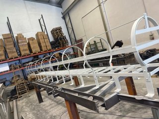 Escalera de seguridad industrial