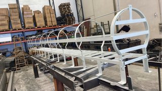 Escalera de seguridad industrial