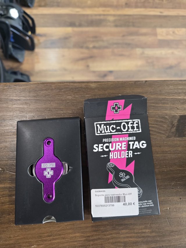 Muc-Off Soporte Secure Tag Holder Lila