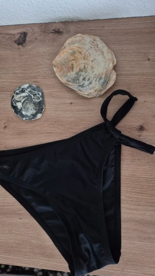 Braguita bikini negra talla S