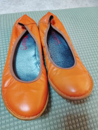 Bailarinas de piel naranja talla 37