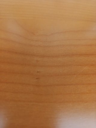 Estantería de madera color cerezo